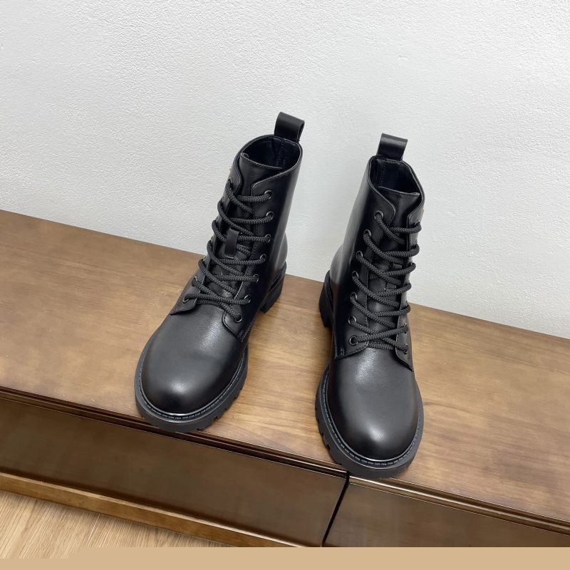 ch**an D*or boots